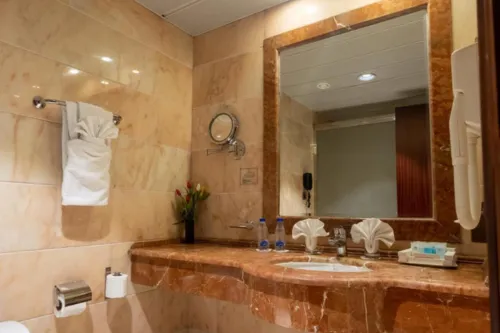 Emaar Royal Hotel Bathroom