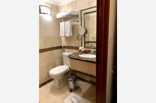 Retaj Al Bayt Suites Bathroom